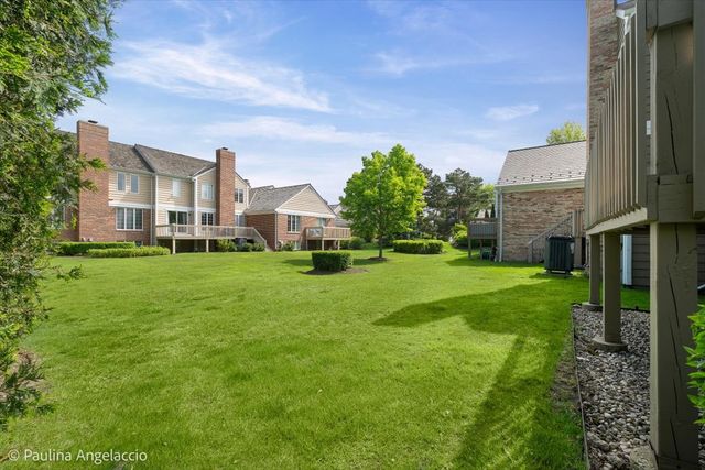 1417 Shire Circle, Inverness, IL 60067