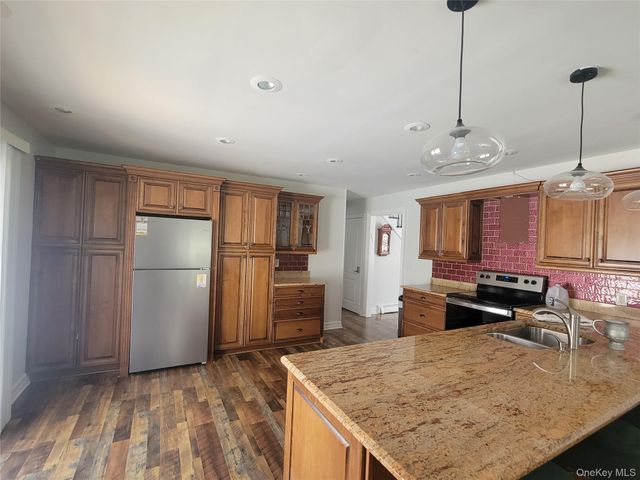 34-36 Museum Village Road, Monroe, NY 10950