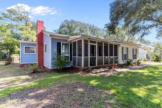 116 SE 2nd Street, Oak Island, NC 28465
