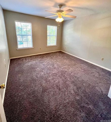 15 Brierwood Circle, Conway, AR 72034