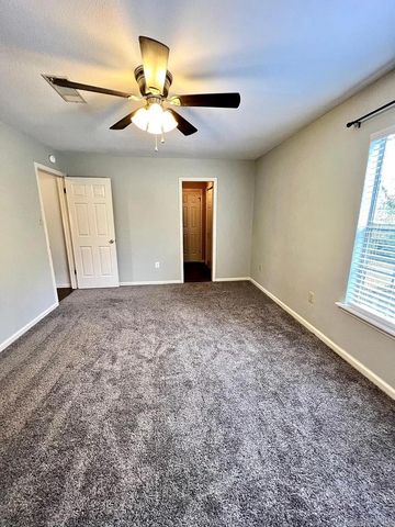 15 Brierwood Circle, Conway, AR 72034