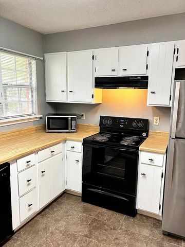 15 Brierwood Circle, Conway, AR 72034