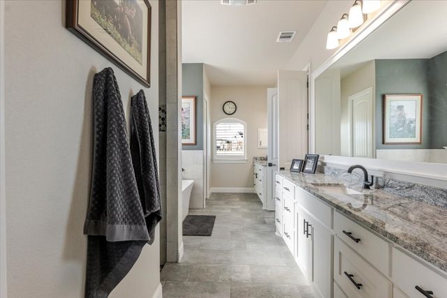 3077 Infinity Drive, Weatherford, TX 76087