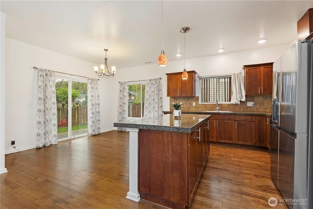 4217 L Place NE, Auburn, WA 98002