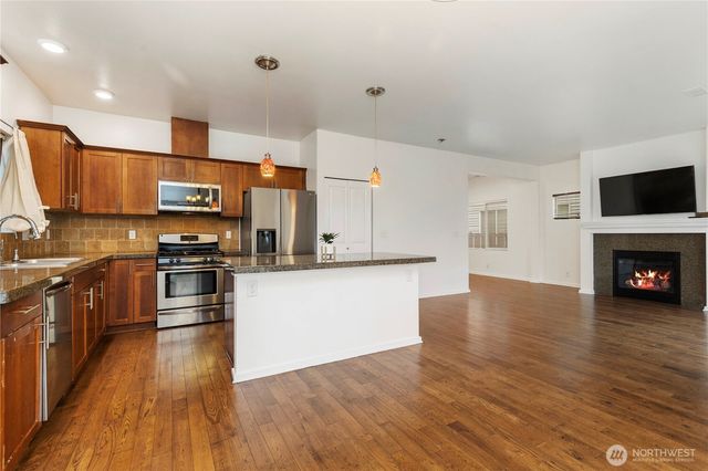 4217 L Place NE, Auburn, WA 98002