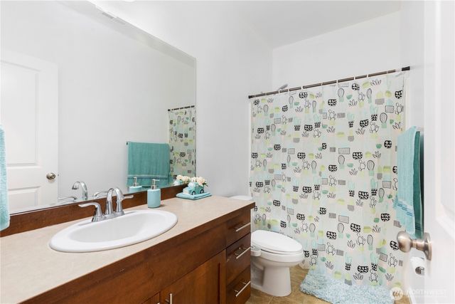 4217 L Place NE, Auburn, WA 98002