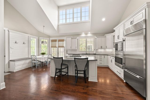 3507 River Avon Circle, Columbus, OH 43221