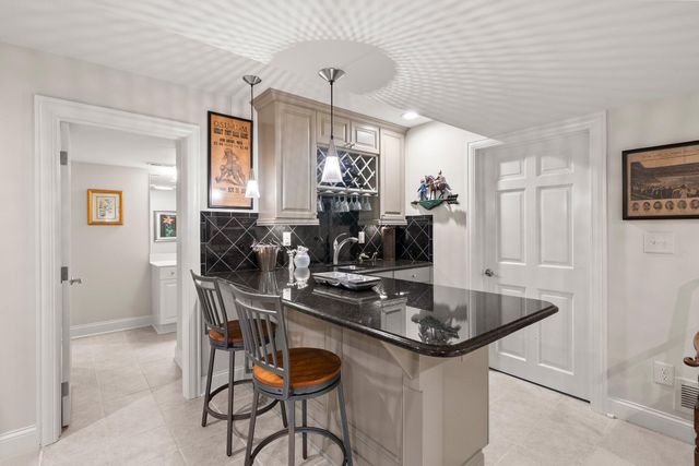 3507 River Avon Circle, Columbus, OH 43221