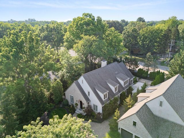 3507 River Avon Circle, Columbus, OH 43221