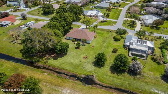 3018 SE Dalhart Road, Port St. Lucie, FL 34952