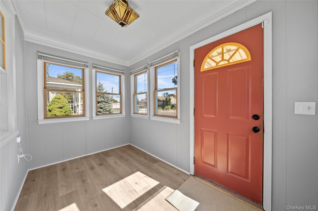 11 Wilson Avenue, Amity Harbor, NY 11701