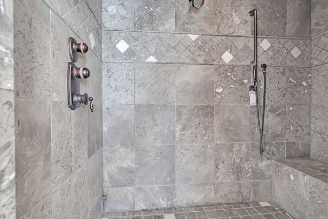 7242 Greywall Court, Long Grove, IL 60060