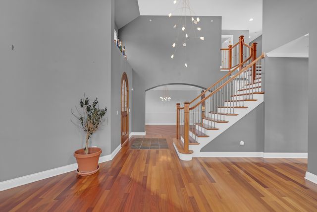 7242 Greywall Court, Long Grove, IL 60060