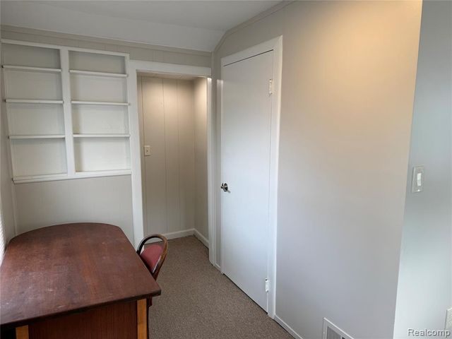 261 Academy Street, Ferndale, MI 48220