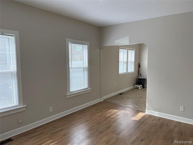 261 Academy Street, Ferndale, MI 48220