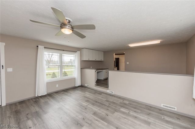 9985 Mount Eaton Road, Wadsworth, OH 44281