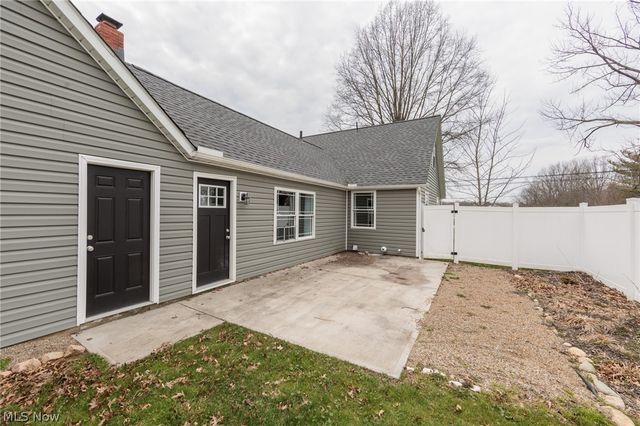 9985 Mount Eaton Road, Wadsworth, OH 44281