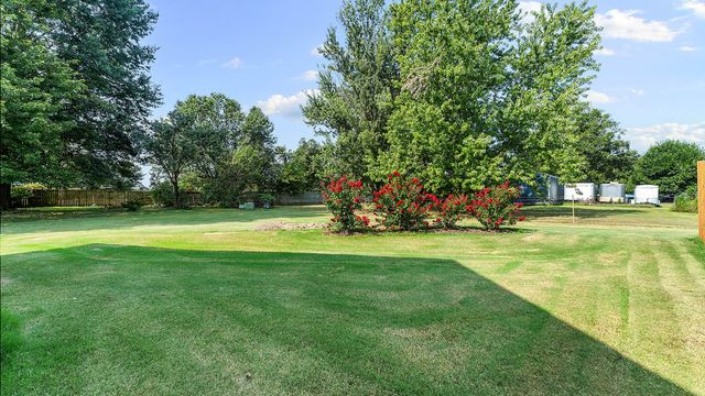 739 Apple Meadows, Springdale, AR 72764