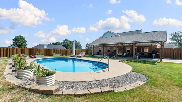 739 Apple Meadows, Springdale, AR 72764