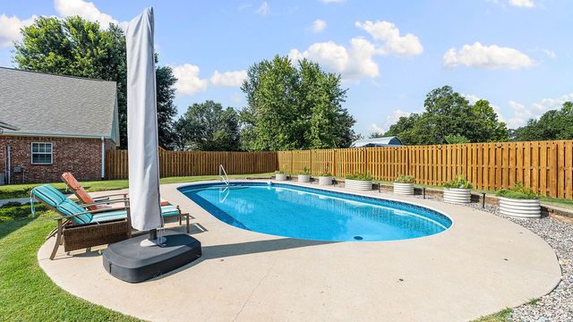 739 Apple Meadows, Springdale, AR 72764