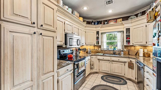 739 Apple Meadows, Springdale, AR 72764