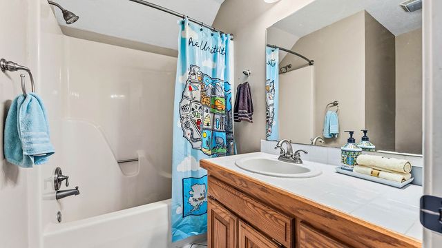 739 Apple Meadows, Springdale, AR 72764