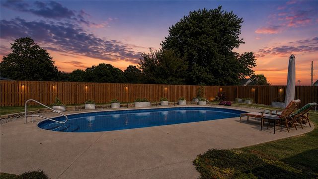 739 Apple Meadows, Springdale, AR 72764