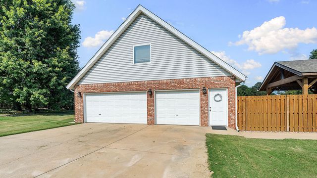 739 Apple Meadows, Springdale, AR 72764
