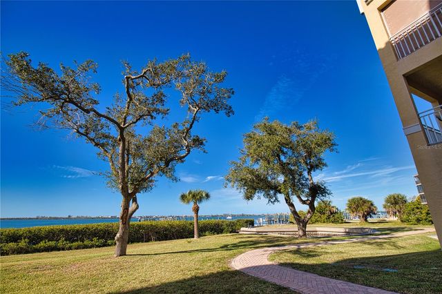 1116 S MCCALL ROAD 121, Englewood, FL 34223