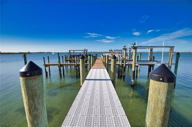 1116 S MCCALL ROAD 121, Englewood, FL 34223