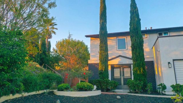 1682 Saddlehorn Drive, San Marcos, CA 92069