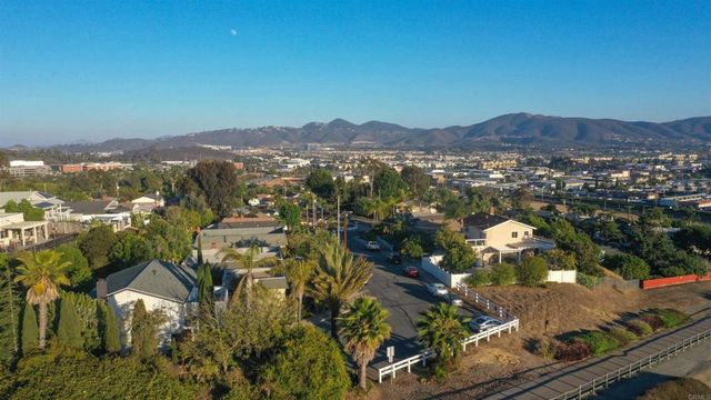 1682 Saddlehorn Drive, San Marcos, CA 92069