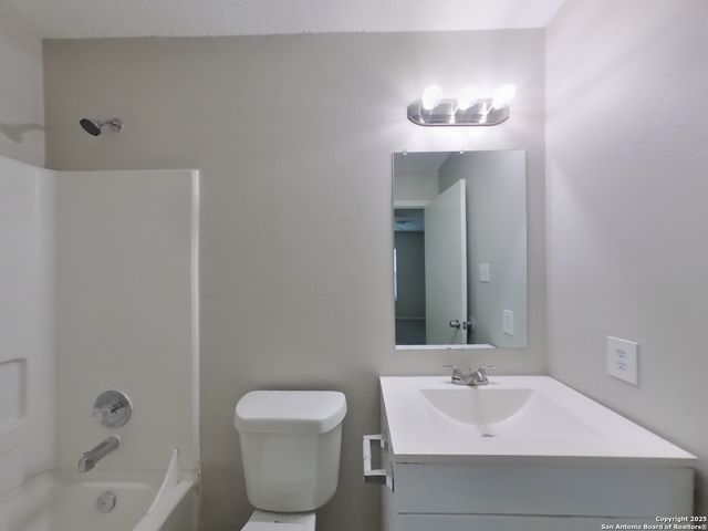 10170 Paddlefish, San Antonio, TX 78245