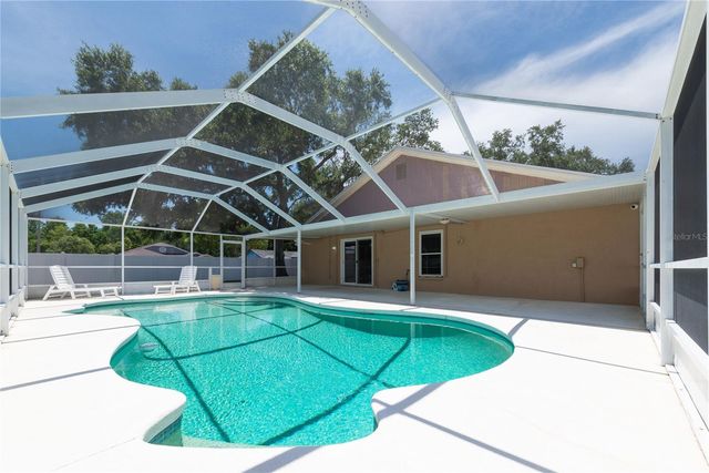 10626 FOXCREST WAY, Riverview, FL 33569