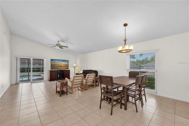 10626 FOXCREST WAY, Riverview, FL 33569