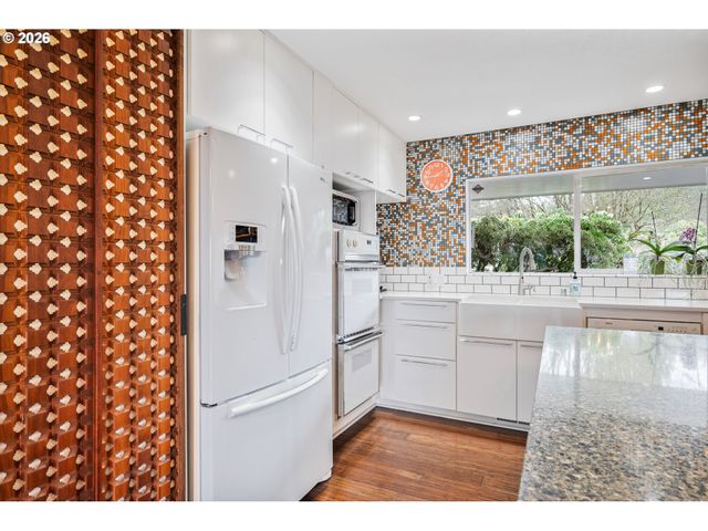 2241 CASCADE Way, Longview, WA 98632