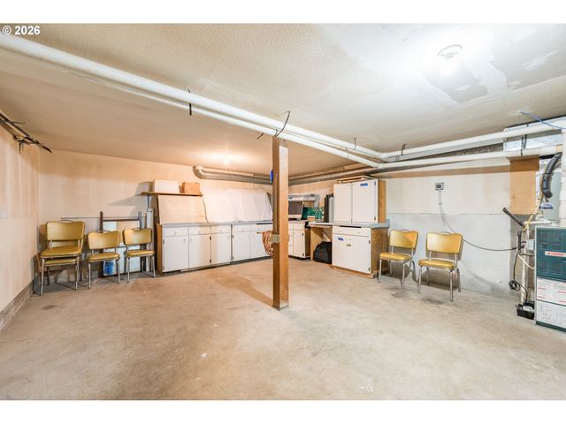 2241 CASCADE Way, Longview, WA 98632