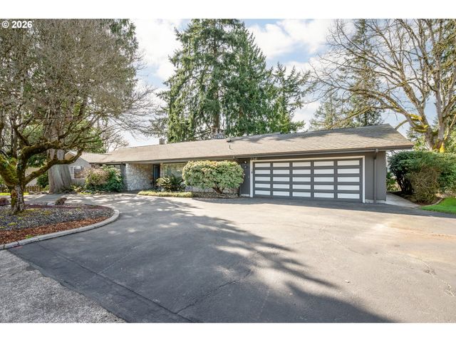 2241 CASCADE Way, Longview, WA 98632