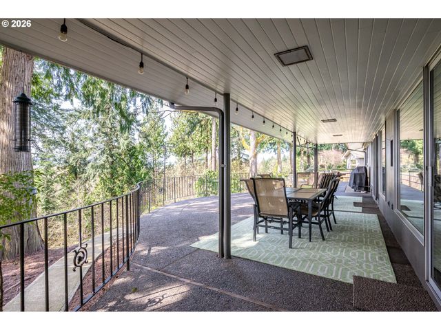 2241 CASCADE Way, Longview, WA 98632