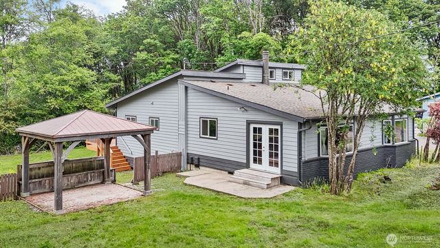 884 Fairmount Avenue, Shelton, WA 98584