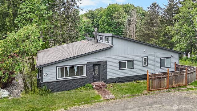 884 Fairmount Avenue, Shelton, WA 98584