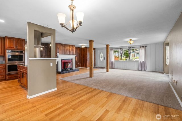 884 Fairmount Avenue, Shelton, WA 98584