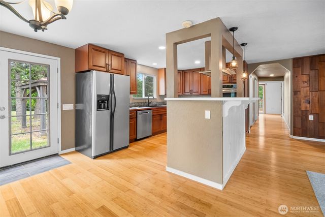 884 Fairmount Avenue, Shelton, WA 98584