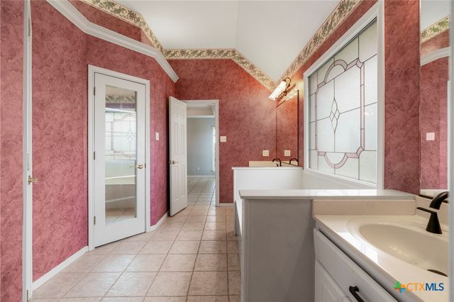 3900 Chisholm Trail, Salado, TX 76571