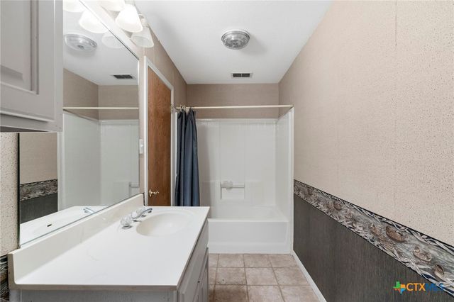 3900 Chisholm Trail, Salado, TX 76571