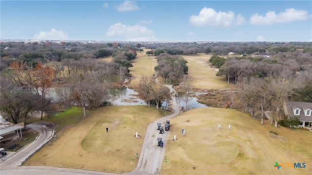 3900 Chisholm Trail, Salado, TX 76571