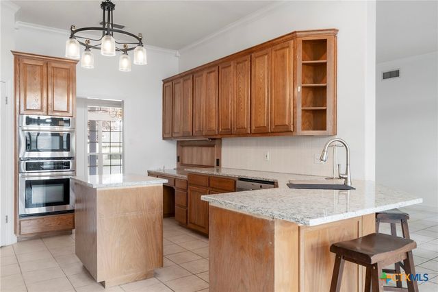 3900 Chisholm Trail, Salado, TX 76571