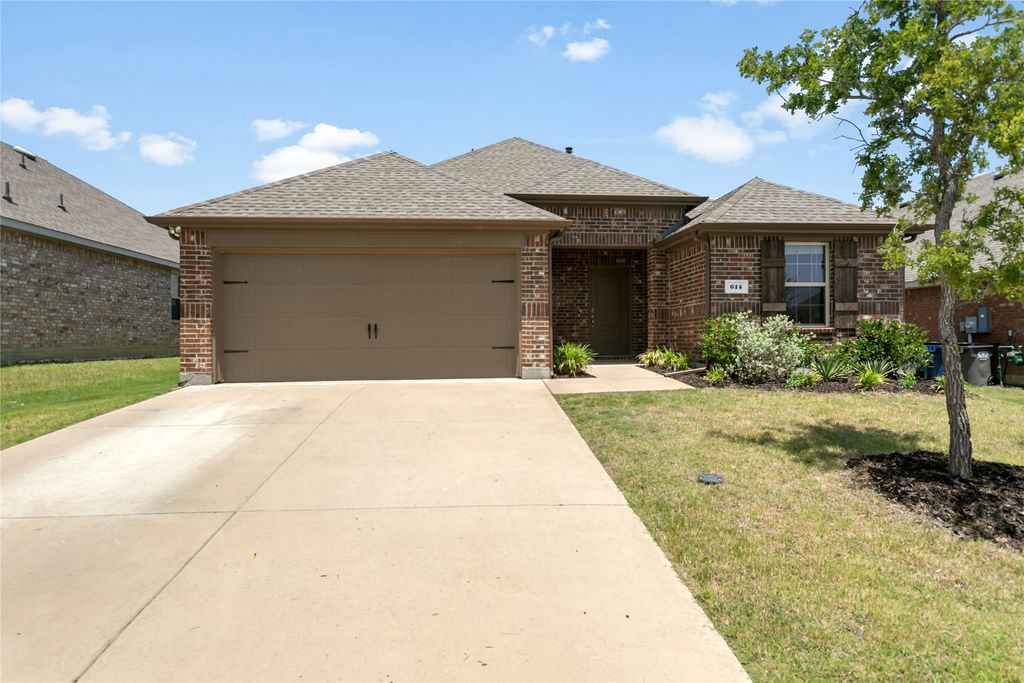 614 Auburn Forest Drive, Princeton, TX 75407