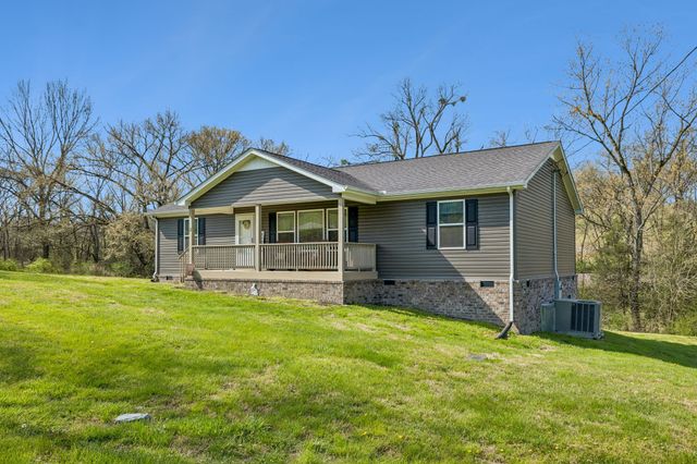 2 Hickman Creek Rd, N, Hickman, TN 38567