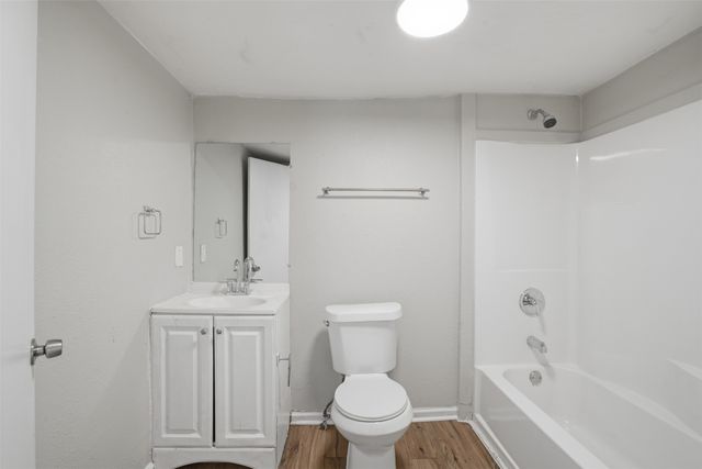 1214 Jones Street, Greenville, TX 75401
